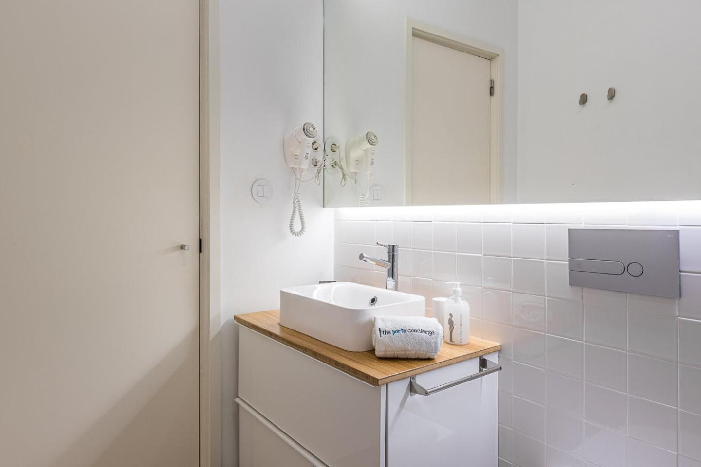 Guestready - Cedofeita Pool Suites OOporto Extérieur photo