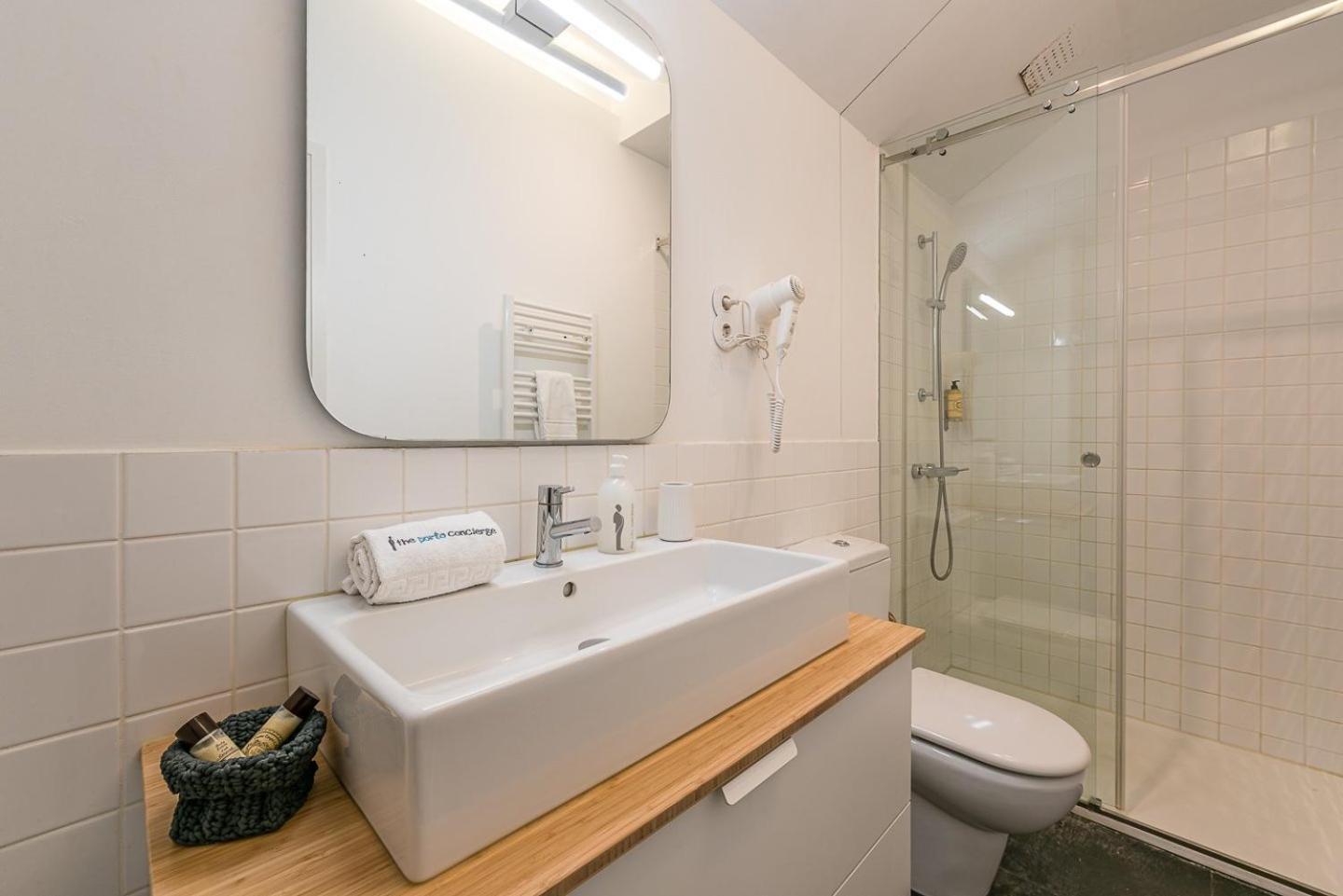 Guestready - Cedofeita Pool Suites OOporto Extérieur photo